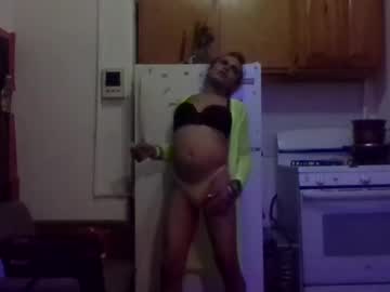 Lapuzzycat201923 June 07, 2025 Chaturbate stream image