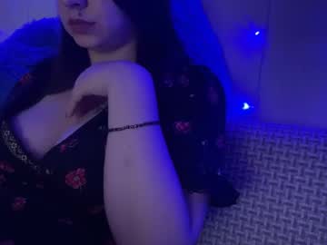 Milaxcute stream photo from June 07, 2025