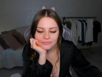 Elunaseduces June 07, 2025 Chaturbate stream image