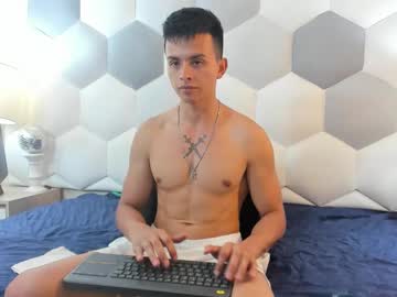 Santinogreco June 07, 2025 Chaturbate stream image