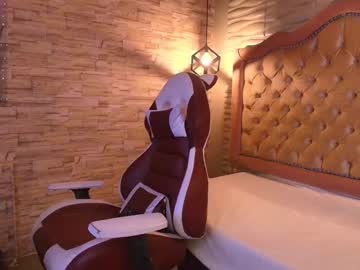 Little_Raven_ June 08, 2025 Chaturbate stream image