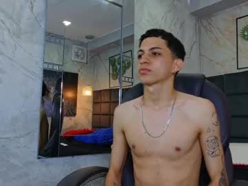Papurite June 08, 2025 Chaturbate stream image