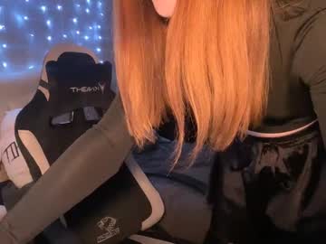 Heychloemw June 08, 2025 Chaturbate stream image