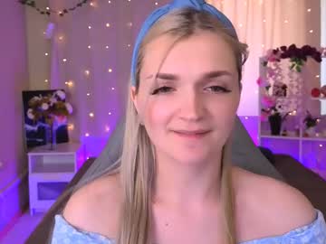 Annyhandd June 09, 2025 Chaturbate stream image