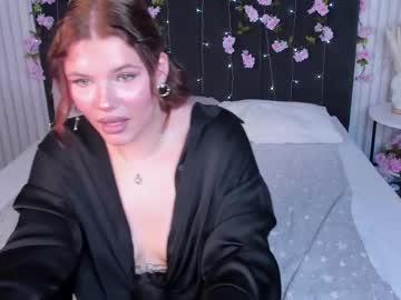 Ambragoldd June 09, 2025 Chaturbate stream image