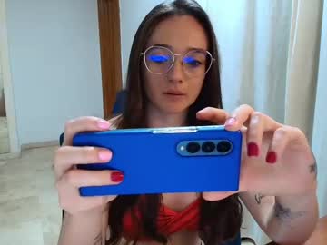 Pretty1_Victoria29 June 09, 2025 Chaturbate stream image
