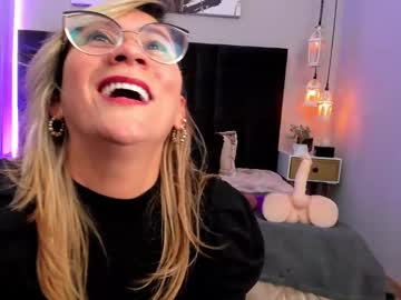 Athenearusell June 12, 2025 Chaturbate stream image