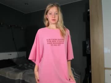 E___Lisa June 13, 2025 Chaturbate stream image