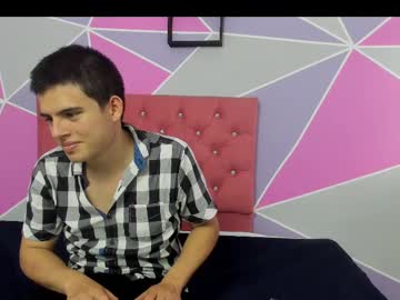 Invincible200 June 13, 2025 Chaturbate stream image