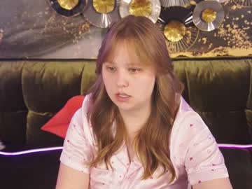Crystallpaws_ June 14, 2025 Chaturbate stream image
