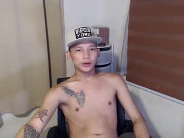Asianhugecock05 June 15, 2025 Chaturbate stream image