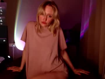 2kepler22b June 15, 2025 Chaturbate stream image