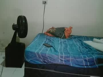 Loukelly299325 June 16, 2025 Chaturbate stream image
