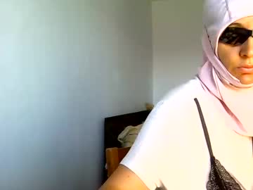 Herminabrunette June 17, 2025 Chaturbate stream image