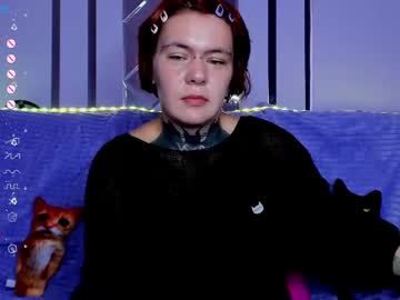 Moony_Owl June 17, 2025 Chaturbate stream image