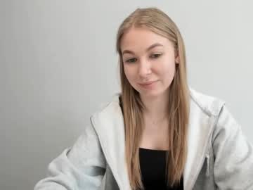 Emilia_Ilia June 17, 2025 Chaturbate stream image