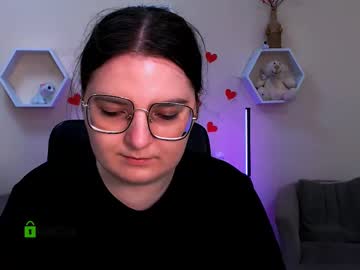 Cherry_Hugs June 17, 2025 Chaturbate stream image