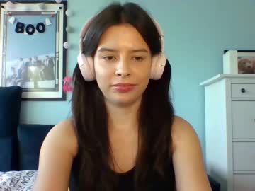 Laricenature June 17, 2025 Chaturbate stream image
