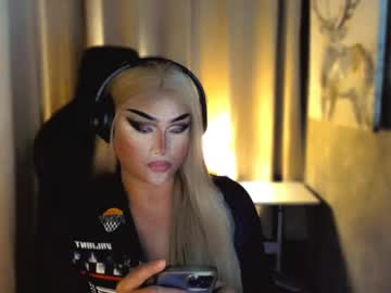 Queenarthalia June 17, 2025 Chaturbate stream image