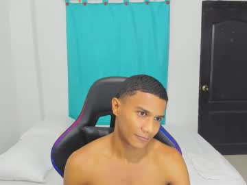 Corzoethan June 18, 2025 Chaturbate stream image
