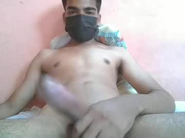 Hulkyking1812000 June 18, 2025 Chaturbate stream image