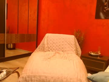 Scarletreina June 18, 2025 Chaturbate stream image