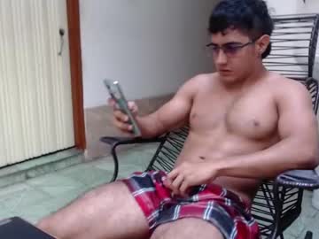 Kamenov00 June 18, 2025 Chaturbate stream image