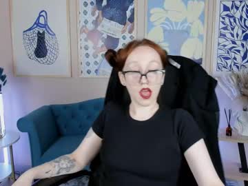 Reynhilld June 18, 2025 Chaturbate stream image
