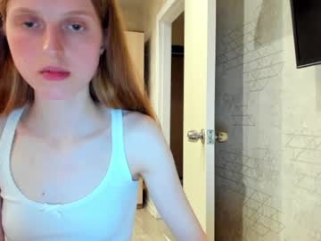 Feralberry_Dina June 18, 2025 Chaturbate stream image