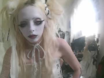 Bl0odsyring3 June 18, 2025 Chaturbate stream image
