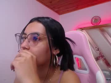 Antonella_Sweetlittle June 19, 2025 Chaturbate stream image
