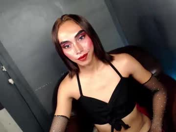 Queenfoxylady June 19, 2025 Chaturbate stream image