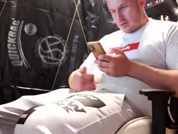 Hornycock_1993 stream photo from June 19, 2025