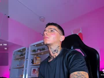 Ian_Castillo_ June 20, 2025 Chaturbate stream image