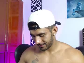 Romanpearce_ stream photo from June 21, 2025