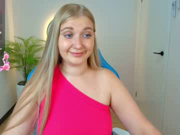 Do_U_Want_Alice stream photo from June 22, 2025