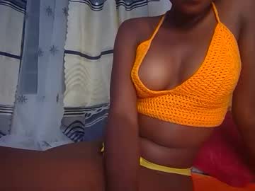 Trishaelliee June 22, 2025 Chaturbate stream image