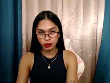 Ursweet_Zeviixx June 22, 2025 Chaturbate stream image