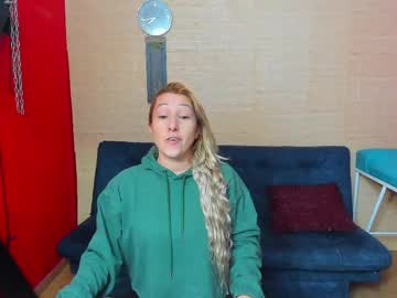 Hanna_Mature01 stream photo from June 23, 2025