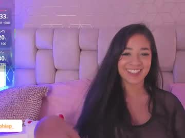 Sophiepettite stream photo from June 23, 2025