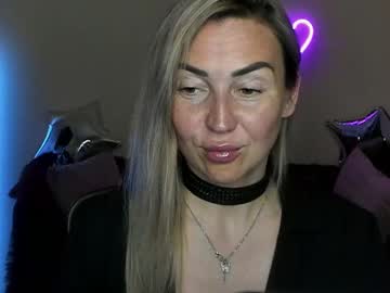 Ay_Kiss_Jully June 23, 2025 Chaturbate stream image