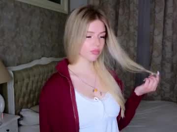 Kisss_Kisss June 23, 2025 Chaturbate stream image
