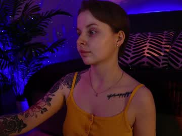 Gwenhilton June 24, 2025 Chaturbate stream image