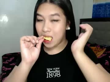 Urasiangirl_Crizelxxx stream photo from June 24, 2025