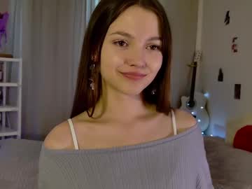 Charming_Bliss June 24, 2025 Chaturbate stream image