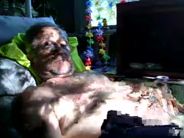 Comforter8 June 24, 2025 Chaturbate stream image