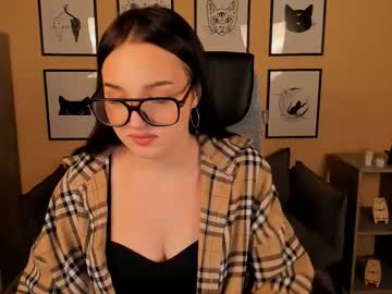 Michelellove June 25, 2025 Chaturbate stream image