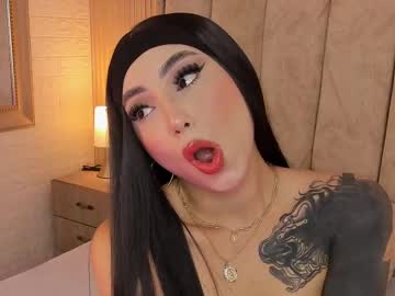 Victoriagolden stream photo from June 25, 2025