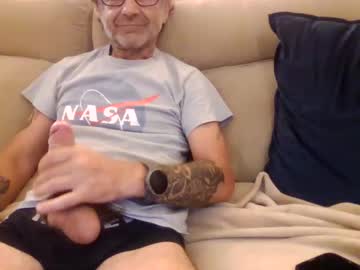 Carpati398933 June 25, 2025 Chaturbate stream image
