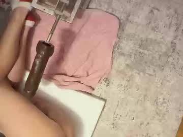 Hungbttmboi92 June 27, 2025 Chaturbate stream image